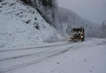 Van’da 90 yerleşim yerinin yolu kar nedeniyle kapandı