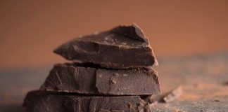 Araştırmalar, magnezyum zengini bitter çikolatanın kanseri önlemeye yardımcı olabileceğini öne sürüyor.