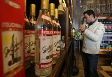 Rus akademisyenden Omicron varyantına karşı votka tavsiyesi