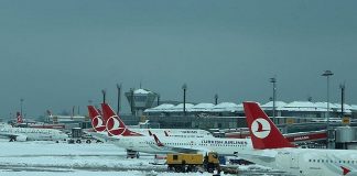 THY uçakları kalkışlara başladı.