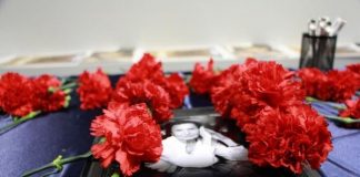 Usta oyuncu Fatma Girik son yolculuğuna uğurlandı.