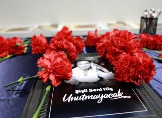 Usta oyuncu Fatma Girik son yolculuğuna uğurlandı.