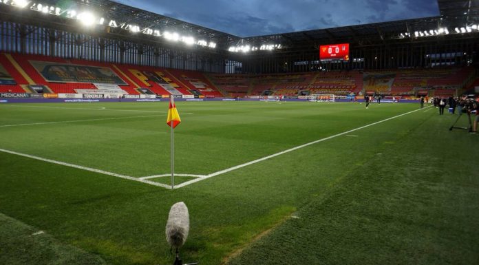 Seyircilere, stadyumlara girmek için hatırlatma aşısı zorunluluğu getirildi.