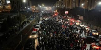 Kazakistan’da göstericiler havaalanını ele geçirdi; en az 8 polis ve asker hayatını kaybetti;tüm ülkede OHAL ilan edildi.