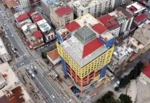 Google,ın, “Dünyanın en saçma binası” maddesi boşa düştü: O bine yıkılıyor!