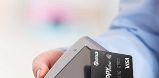 Kredi kartı temassız ödeme limiti, 350 liradan 500 liraya çıkartıldı.