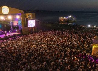 Rock festivali bu yıldan başlayarak 7 yıl süreyle Balıkesir’in Burhaniye İlçesinde yapılacak.
