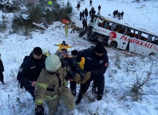 İstanbul’da otobüs kazası; 2 ölü, 10 yaralı