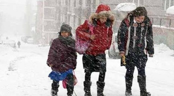 Eğitime kar engeli. İşte kar yağışı nedeniyle eğitime ara verilen ilçeler