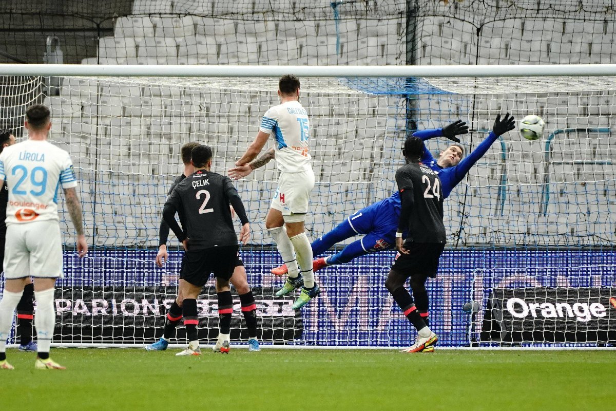 Fransa’da Türk derbisinde Cengiz Ünder’den müthiş gol. İşte Cengiz’in o mükemmel golü.