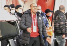 Süper Lig’de 23 haftada 18 teknik direktör. Altay, 3 maç sonunda Mert Nobre ile yolların ayırdı.