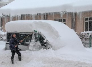 Van’da eğitime kar engeli