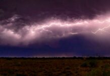 Dünyada gelmiş geçmiş en uzun şimşek Amerika Birleşik Devletleri’nde ‘çaktı’!