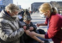 Almanya’da riskli gruplar için dördüncü doz aşı tavsiye edildi