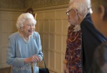 İngiltere Kraliçesi 2. Elizabeth, ölümünden sonra tahtın kral ve kraliçesini ilan etti!