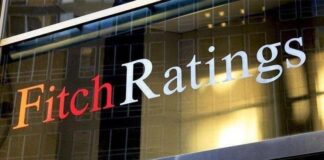 Fitch Türkiye’nin kredi notunu düşürdü