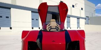 Karada ve suda gidebiliyor; Dünyanın ilk lüks spor hoverkraft aracı geliştirildi