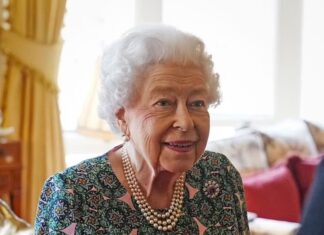 Kraliçe Elizabeth, Covid’e yakalandı!