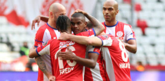 Antalyaspor 3 puanı 3 golle aldı. Antalyaspor 3-0 Karagümrük