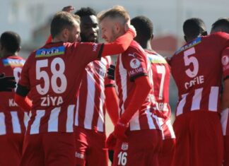 Sivasspor çeyrek finalde. Bandırmaspor 2-4 Sivasspor