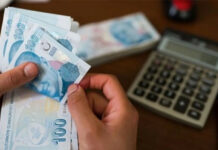 Kamu işçilerinin maaşlarına yüzde 2.5 ek zam yapılmasına ilişkin ‘Ek Çerçeve Anlaşma Protokolü’ imzalandı.