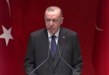 Erdoğan, yeni düzenleme ile milletvekili transferlerinin önüne geçileceğini söyledi.