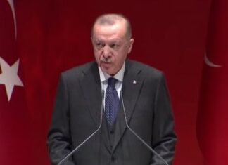 Erdoğan, yeni düzenleme ile milletvekili transferlerinin önüne geçileceğini söyledi.