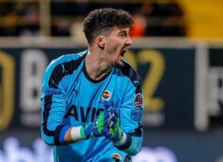 Fenerbahçe, milli kalecisi Altay Bayındır’la 5 yıllık ön protokol imzaladı.
