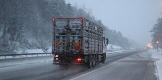 İstanbul için beklenen kar Bolu’da etkili olmaya başladı.