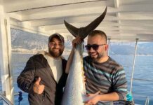 Oltayla 100 kiloluk orkinos yakaladılar!