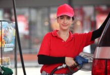 Pazartesi Akaryakıta Zam Var!