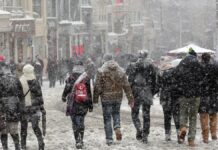 İstanbul’da kar yağışı Cumartesi zirve yapacak; Pazar öğle saatlerine kadar devam edecek.