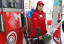 Akaryakıta indirim geleceği ileri sürüldü.