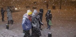 Kar yatıya kalıyor!