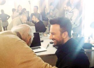Tarkan, ‘Ahde Vefa’ albümünün 6 yılında Ara Güler’e vefasını sundu !