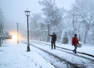 İstanbul’da ‘komik’ bir kış; Gâh Kar Yağıyor, Gâh Güneş!