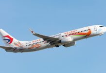 Çin’e ait Boeing 737 yolcu uçağının düşüş anına ait görüntüler yayınlandı