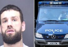 Hapishane minibüsünden sadece iç çamaşırı ve çorapla kaçtı!