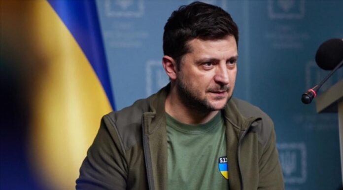 Zelenskiy: Ukrayna’da barış için başkanlığı bırakmaya hazırım. Tek şartım…