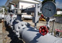 AB’den Rusya’ya yaptırım. Rusya’dan alında petrol yüzde 90 azaltılıyor!