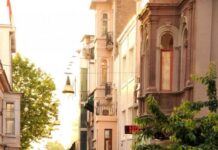 Kadıköy : Kadınköy!