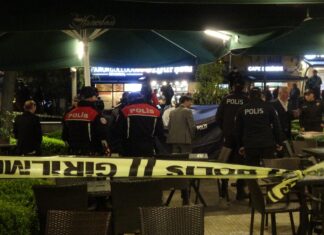 Hapisten çıkan Azeri kocanın ilk işi karısını öldürmek oldu!