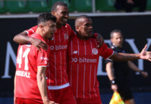 Derbinin galibi Antalyaspor