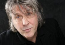 Rock müziğin ünlü sesi Arno hayatını kaybetti!