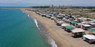 Antalya’da Caretta caretta’ları ‘evsiz’ bırakan ‘evcikler’ yıkılacak!