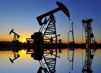 PETROL FİYATINDA DÜŞÜŞ SÜRÜYOR, AKARYAKITA YANSIMIYOR
