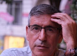 Şair ve yazar Emirali Yağan, yaşamını yitirdi.