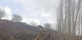 Nurhak Dağı’nın Sarp ve kayalık arazisinde gördüğü hasta yaban keçisini 3 kilometre sırtında taşıdı