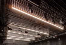 Moda sahnesi; “Bugünden itibaren saatimizi kendi kendimize çalıştırıyoruz.”