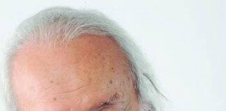 Sinema araştırmacısı, yazar Agah Özgüç, hayatını kaybetti